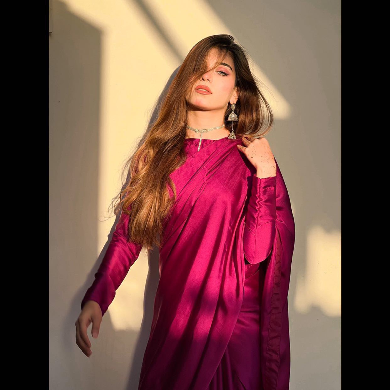 Magenta silk