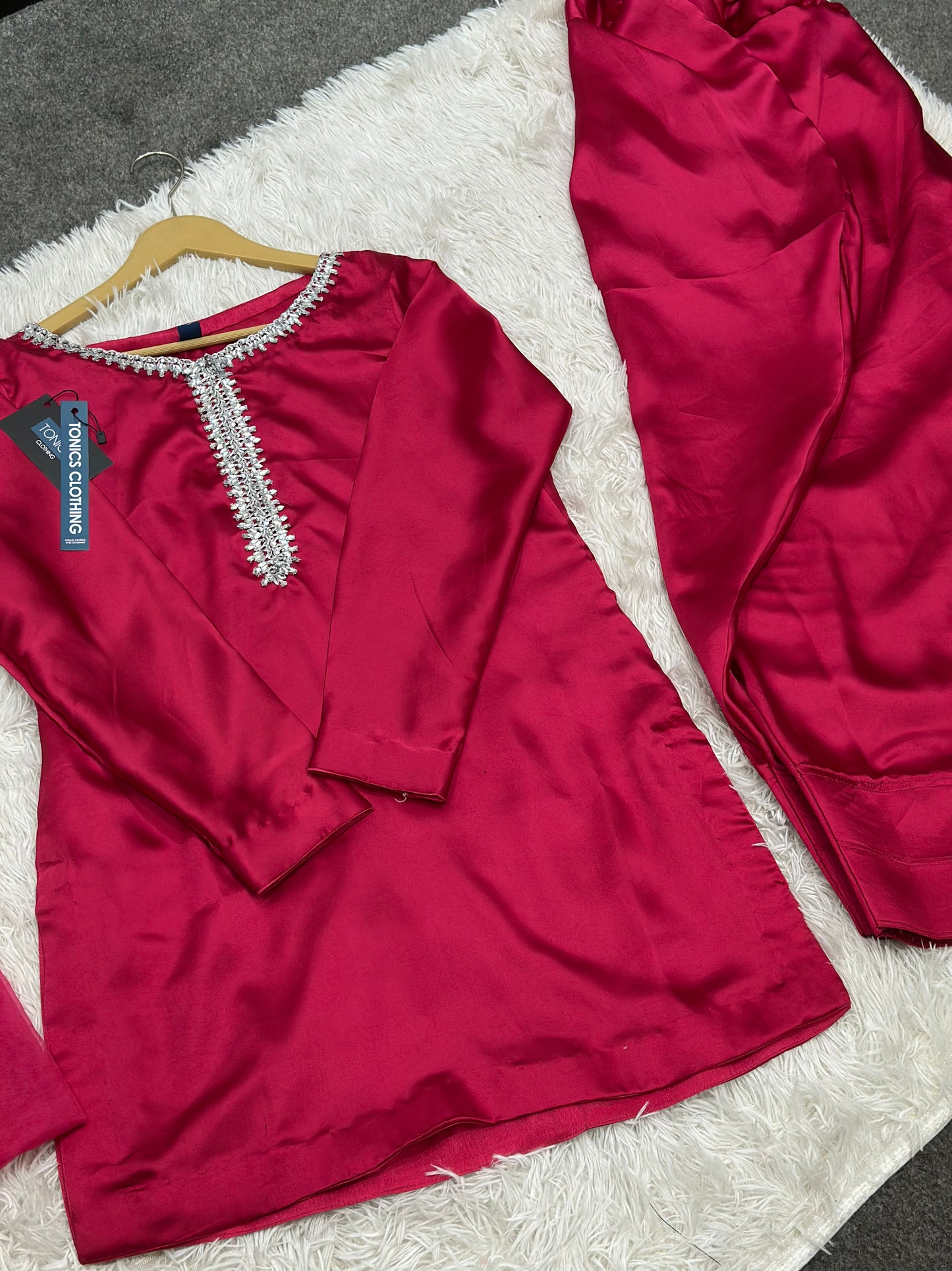 Hot Pink Farshi
