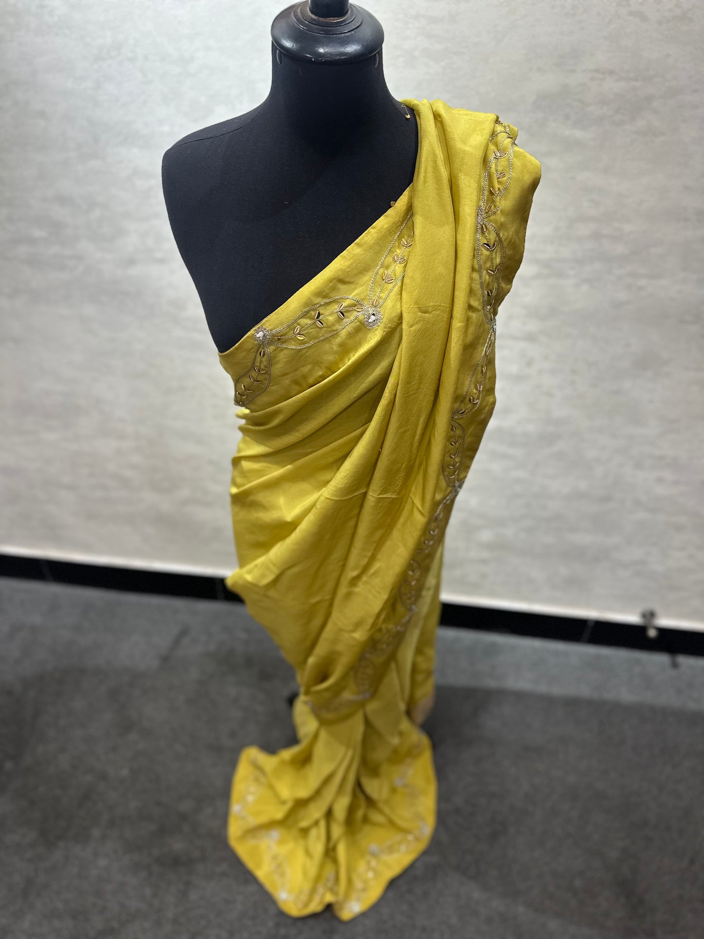 Georgette fabric Saree with Embroidered pallu